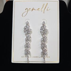 🩶🔹️Gemelli 🔹️Silver Leaf Drop Earrings